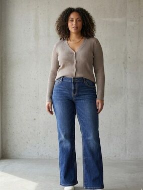 Bootlegger Bootcut Jeans – Size L34 / L33 | Y2K Revival | Vintage‑Inspired Denim